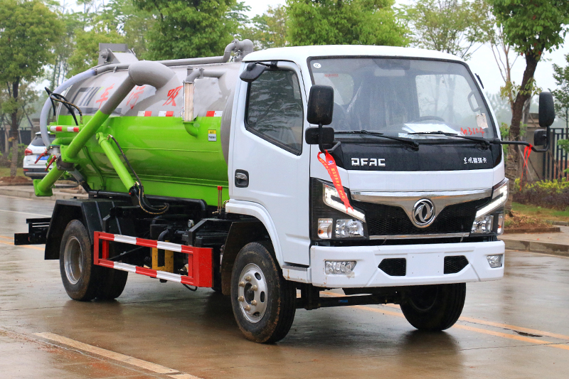 小福瑞卡國(guó)六 5方 吸污車(chē)